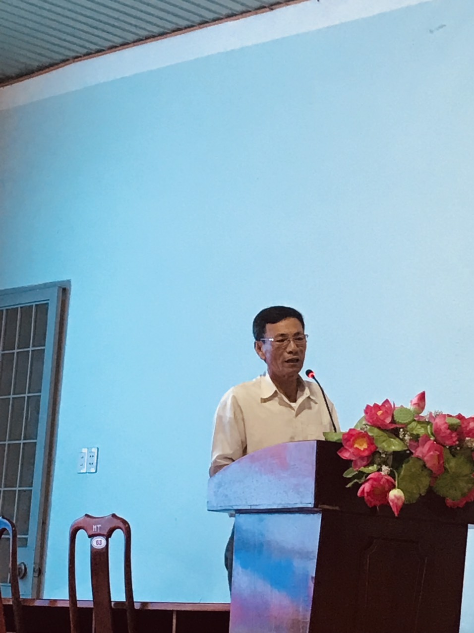 tham luận